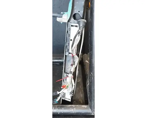 MACK CXU613 Door Assembly, Front