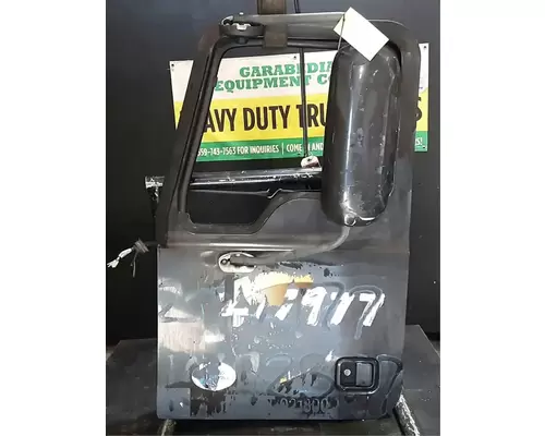 MACK CXU613 Door Assembly, Front