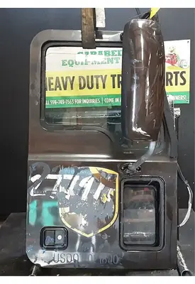 MACK CXU613 Door Assembly, Front