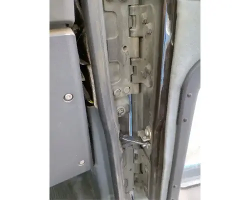 MACK CXU613 Door Assembly, Front