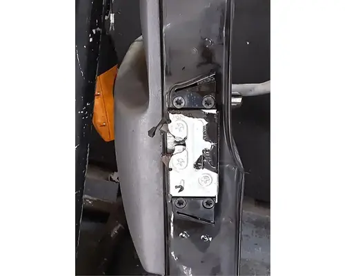 MACK CXU613 Door Assembly, Front