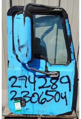 MACK CXU613 Door Assembly, Front