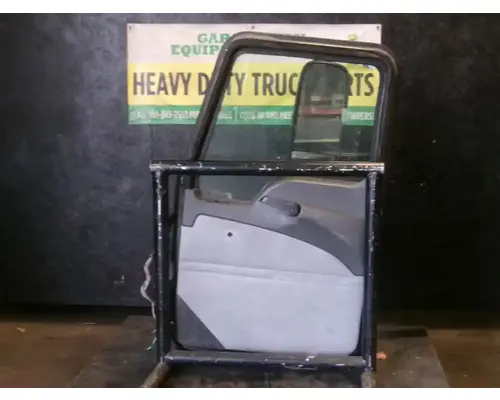 MACK CXU613 Door Assembly, Front