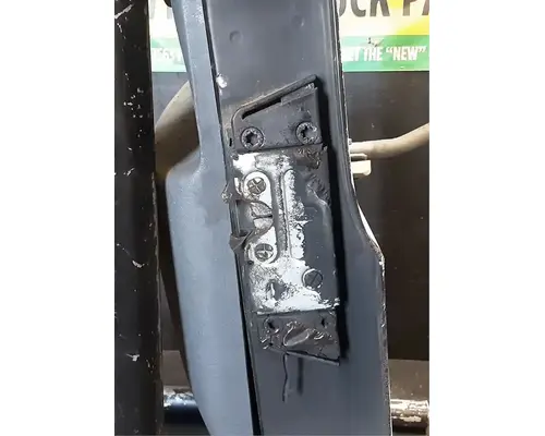 MACK CXU613 Door Assembly, Front