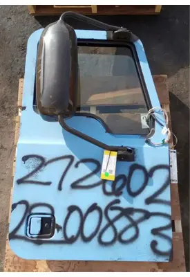 MACK CXU613 Door Assembly, Front