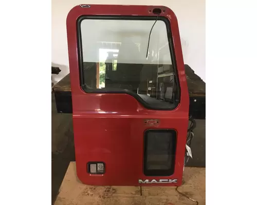 MACK CXU613 Door Assembly