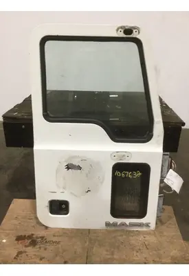 MACK CXU613 Door Assembly