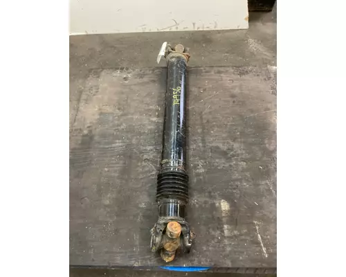 MACK CXU613 Drive Shaft, Rear