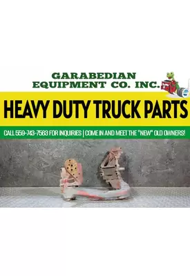 MACK CXU613 Engine Mounts