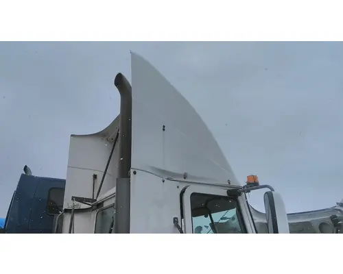 MACK CXU613 FAIRING, WIND DEFLECTOR ROOF