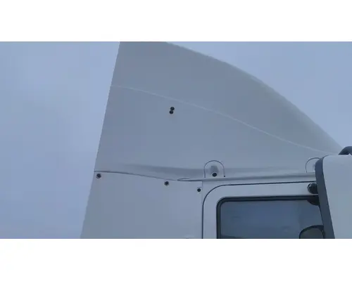 MACK CXU613 FAIRING, WIND DEFLECTOR ROOF