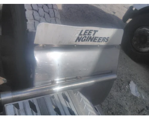 MACK CXU613 FENDER, QUARTER/HALF REAR
