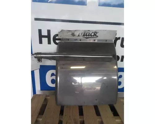 MACK CXU613 FENDER, QUARTERHALF REAR
