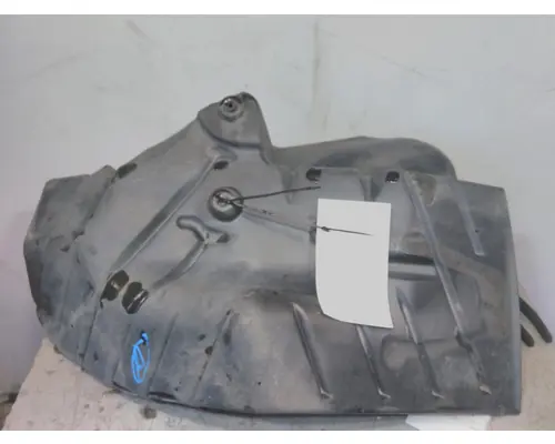 MACK CXU613 FENDER, SPLASH SHIELDGUARD