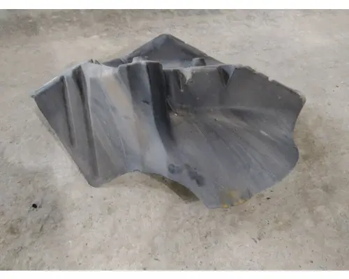 MACK CXU613 FENDER, SPLASH SHIELDGUARD