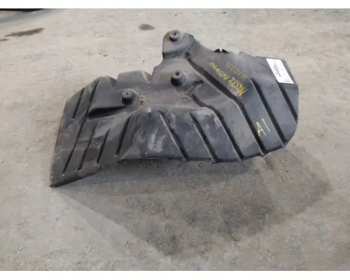 MACK CXU613 FENDER, SPLASH SHIELDGUARD