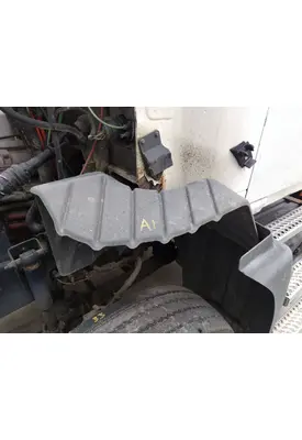 MACK CXU613 FENDER, SPLASH SHIELD/GUARD