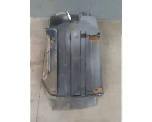 MACK CXU613 FENDER EXTENSION