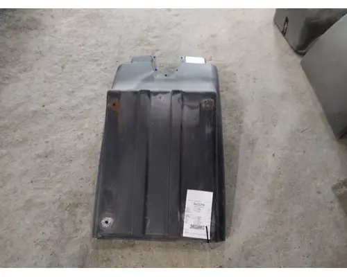 MACK CXU613 FENDER EXTENSION