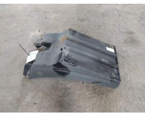 MACK CXU613 FENDER EXTENSION