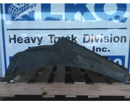 MACK CXU613 FENDER EXTENSION