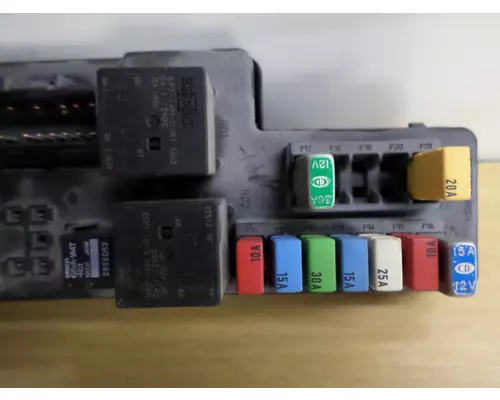 MACK CXU613 FUSE BOX