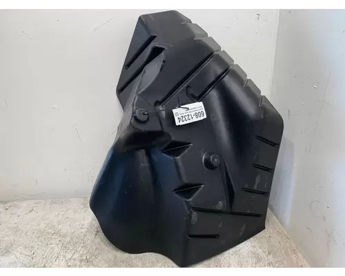 MACK CXU613 Fender Extension