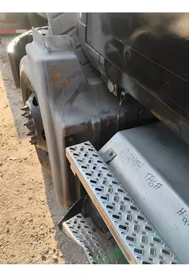 MACK CXU613 Fender Extension