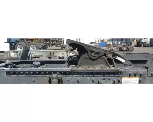 MACK CXU613 Fifth Wheel