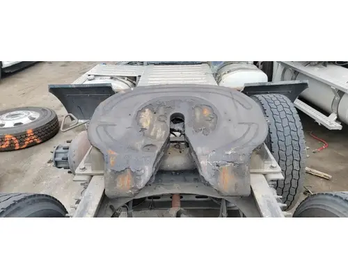 MACK CXU613 Fifth Wheel