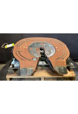 MACK CXU613 Fifth Wheel