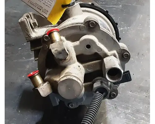 MACK CXU613 FilterWater Separator