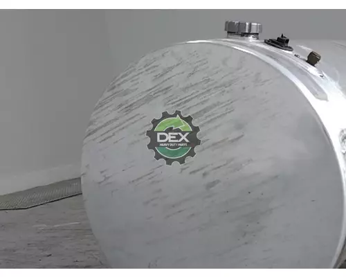 MACK CXU613 Fuel Tank