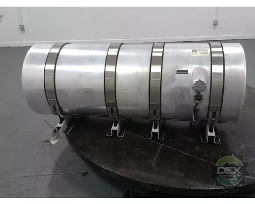 MACK CXU613 Fuel Tank