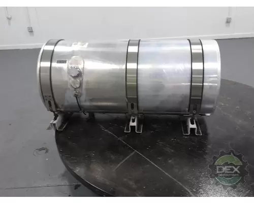 MACK CXU613 Fuel Tank