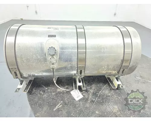 MACK CXU613 Fuel Tank