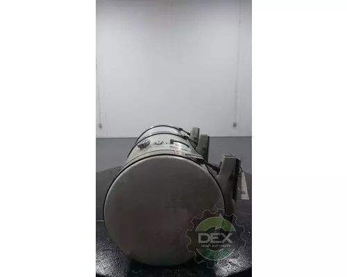 MACK CXU613 Fuel Tank