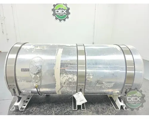 MACK CXU613 Fuel Tank