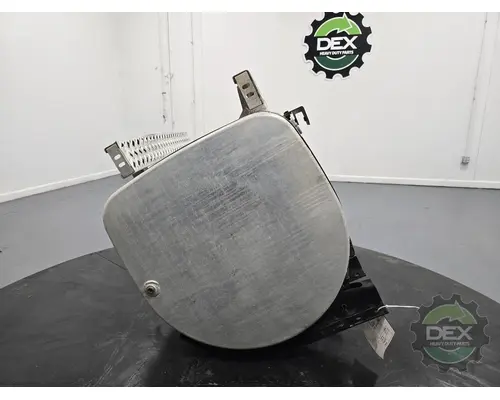 MACK CXU613 Fuel Tank