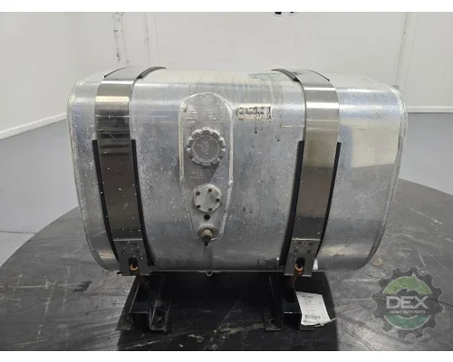 MACK CXU613 Fuel Tank