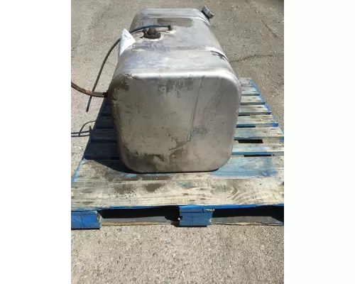 MACK CXU613 Fuel Tank