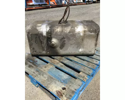 MACK CXU613 Fuel Tank