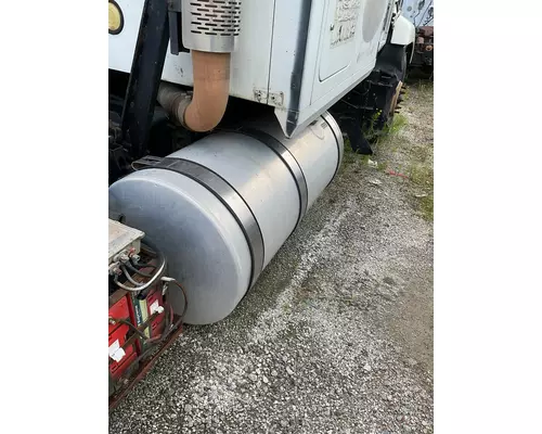 MACK CXU613 Fuel Tank
