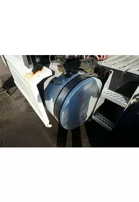 MACK CXU613 Fuel Tank