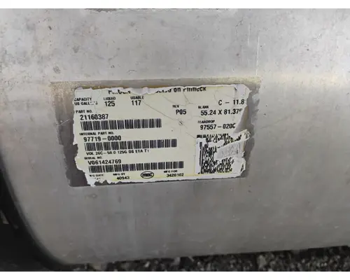 MACK CXU613 Fuel Tank