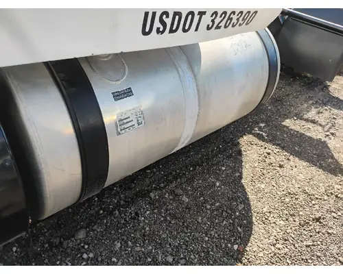 MACK CXU613 Fuel Tank