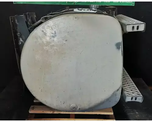 MACK CXU613 Fuel Tank