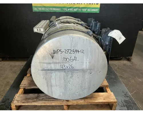 MACK CXU613 Fuel Tank