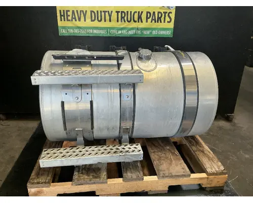MACK CXU613 Fuel Tank
