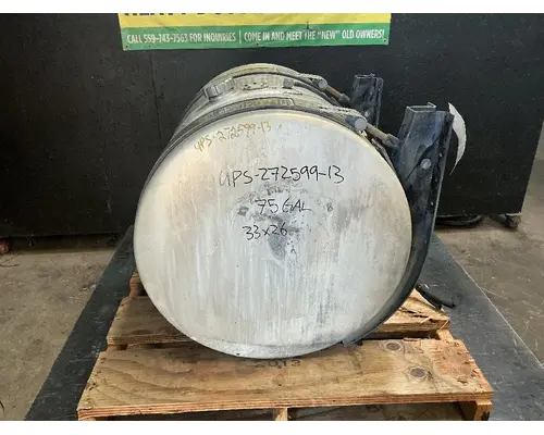 MACK CXU613 Fuel Tank